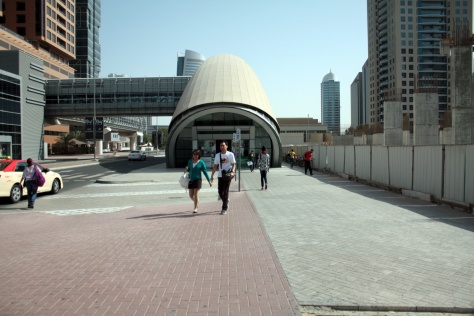 Dubai auris metro central hotel apartments